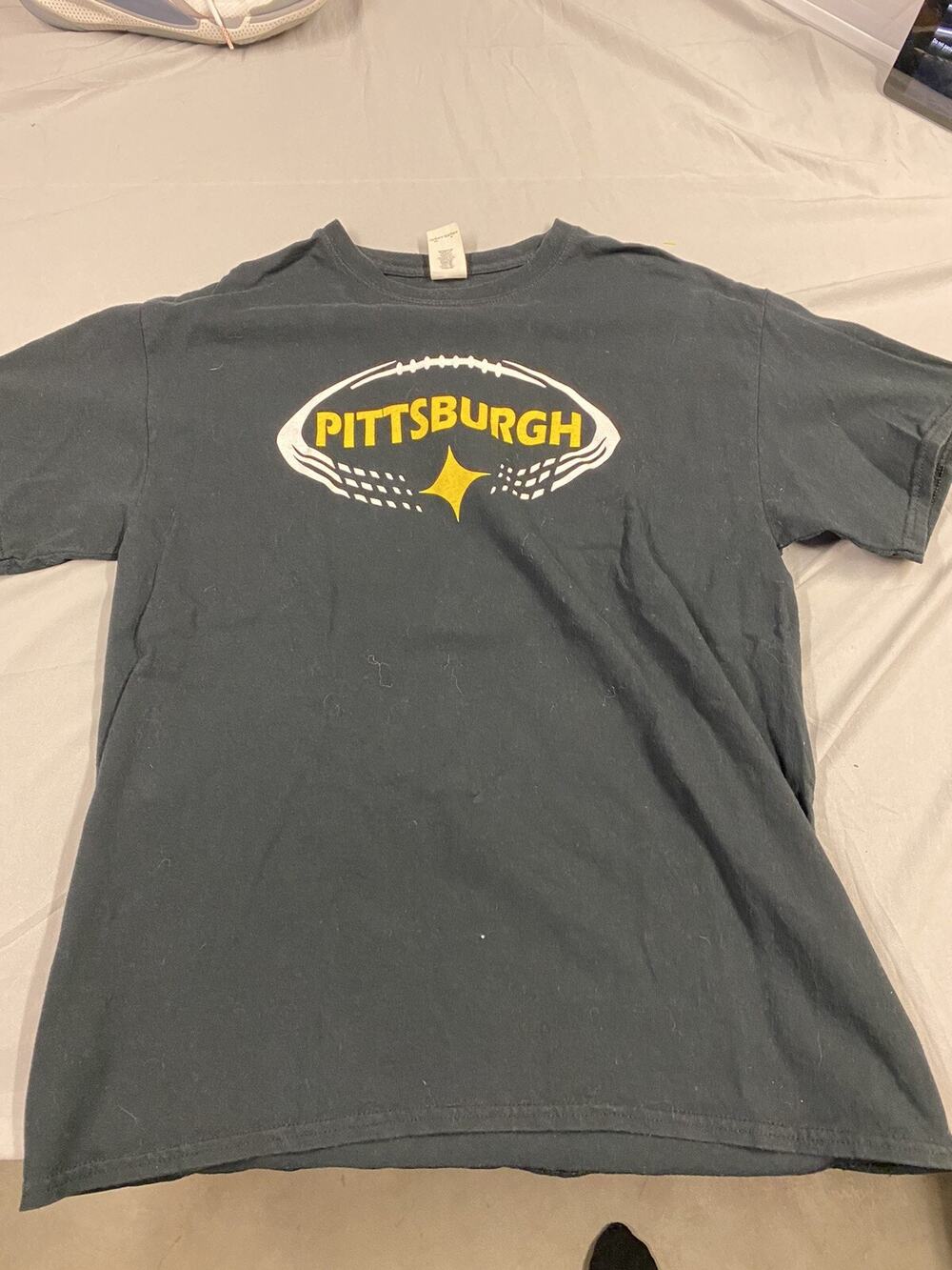 Pittsburgh Super Steelers T-Shirt Size Large Spellout Logo Football